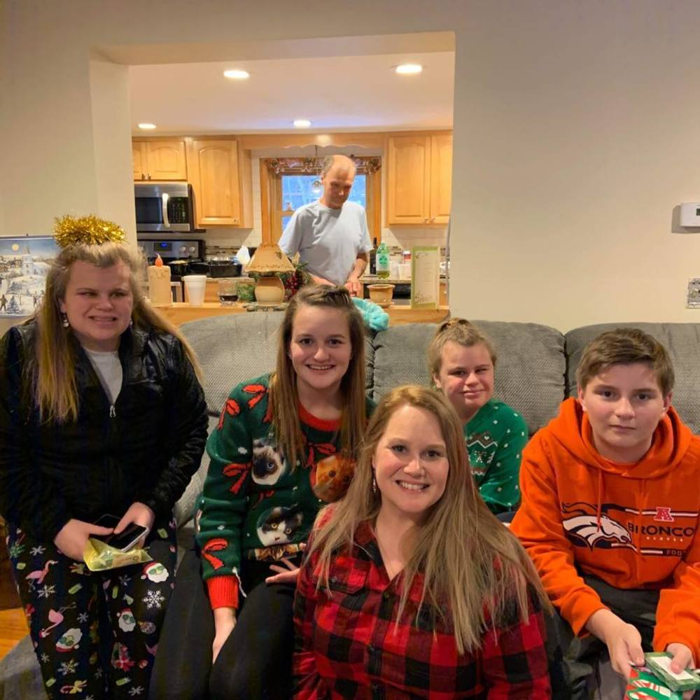 Meet your Posher, Laurie